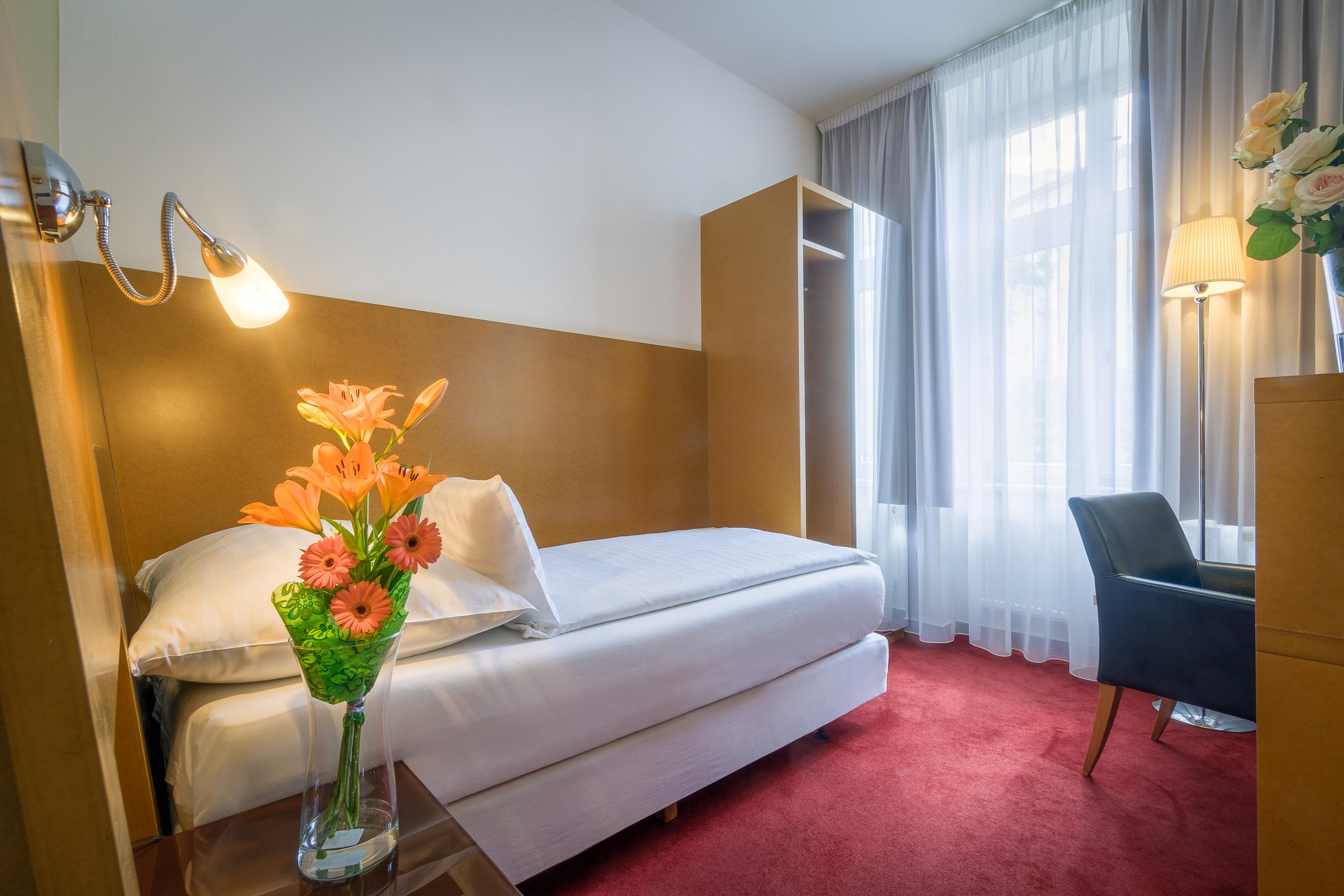 Theatrino Hotel Praha Bagian luar foto